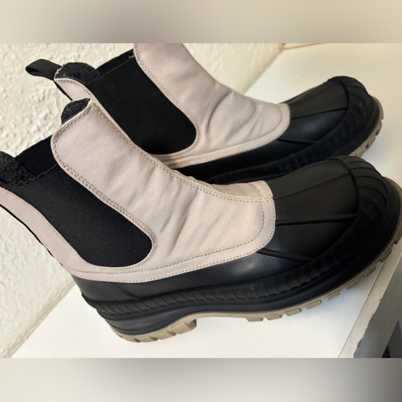 Ganni - Picture 1 of 9